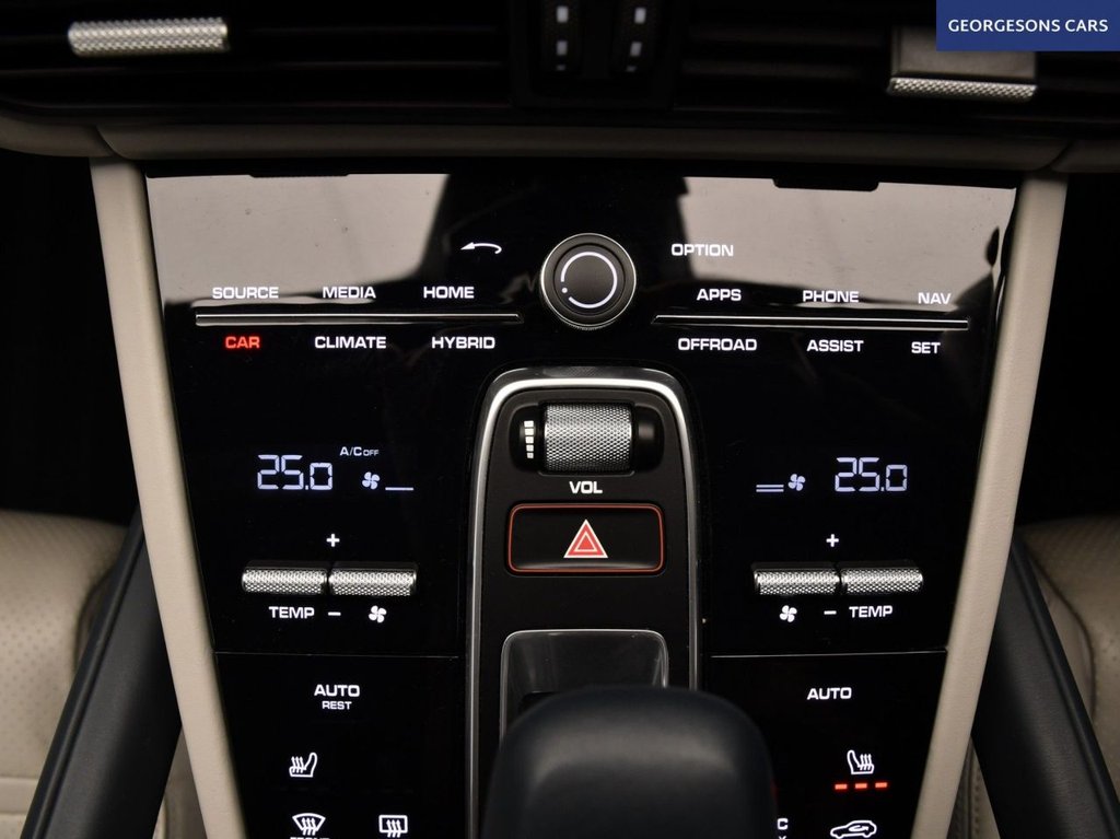 Used Porsche Cayenne 2019 for sale - 76973118: Photo 33