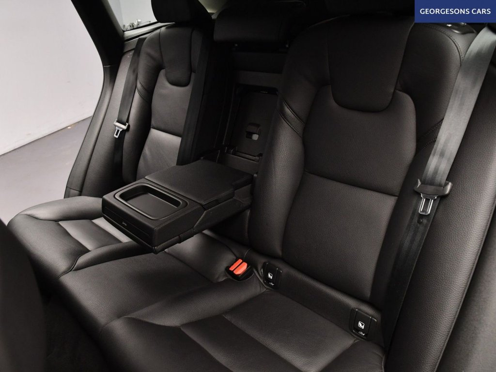 Used Volvo XC60 2019 for sale - 77582915: Photo 17