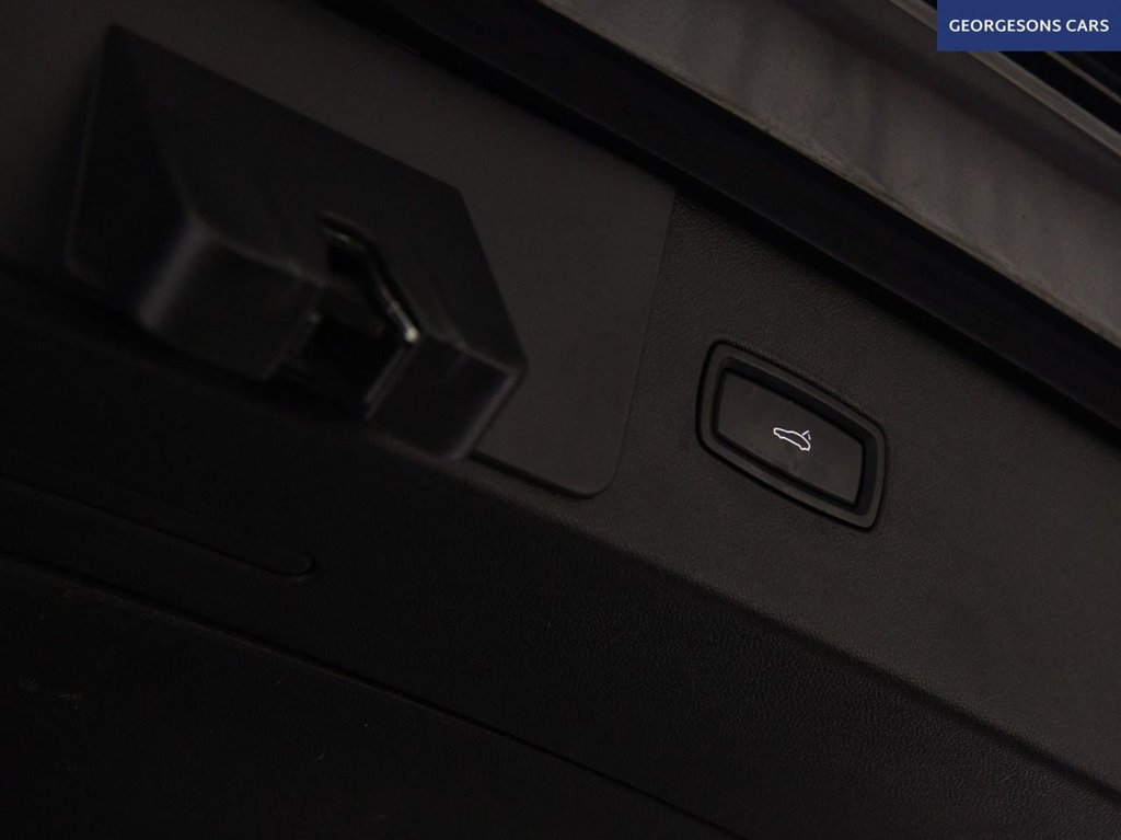 Used Porsche Cayenne 2020 for sale - 77642315: Photo 10