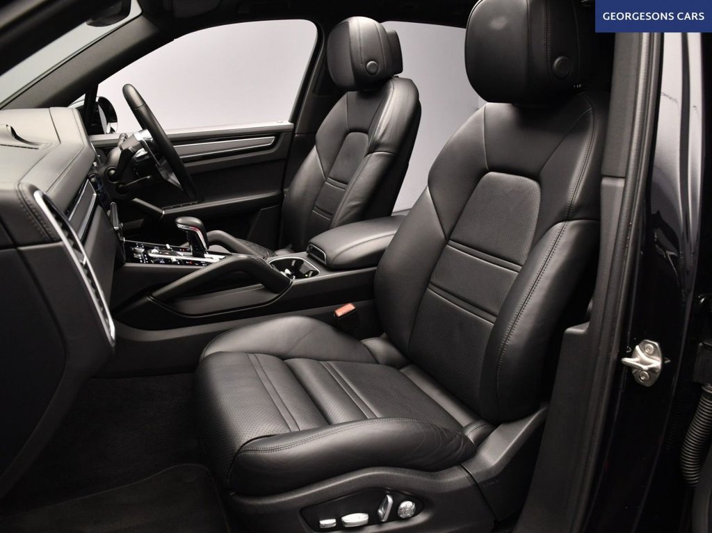 Used Porsche Cayenne 2020 for sale - 77642315: Photo 17