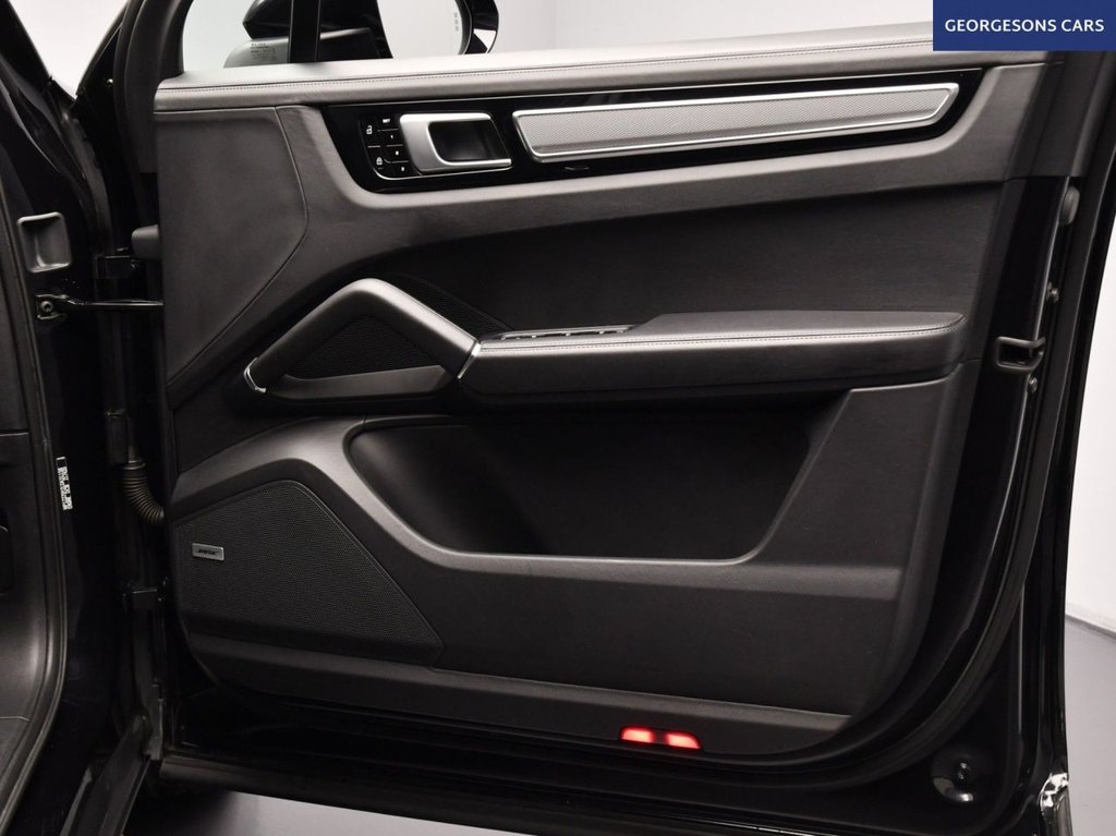 Used Porsche Cayenne 2020 for sale - 77642315: Photo 24