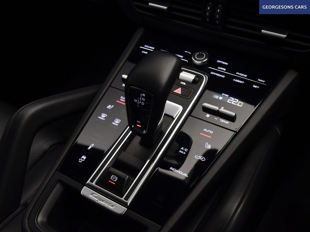 Used Porsche Cayenne 2020 for sale - 77642315: Photo 31