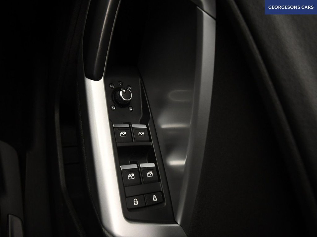 Used Audi Q3 2020 for sale - 77275729: Photo 37