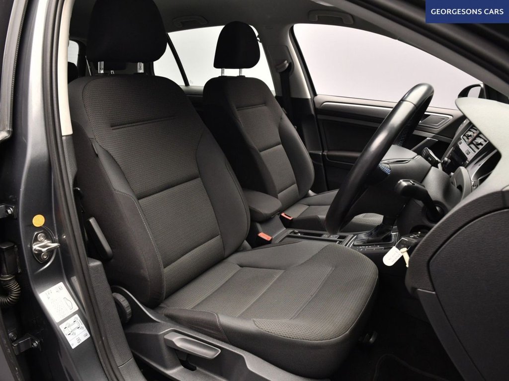 Used Volkswagen Golf 2019 for sale - 77780373: Photo 14