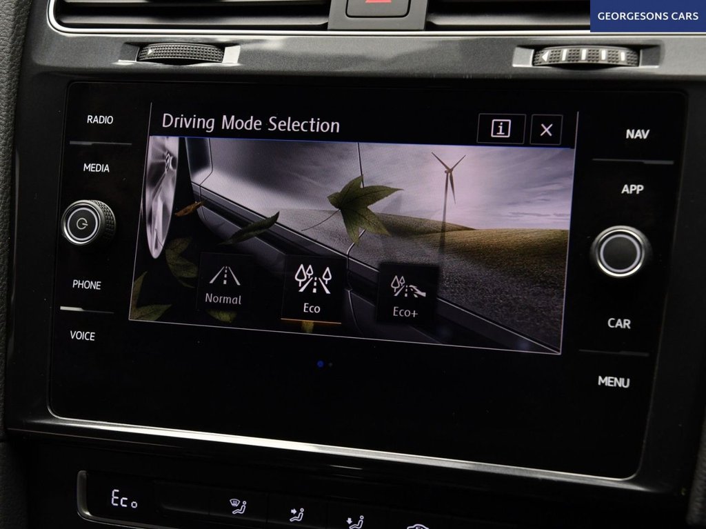 Used Volkswagen Golf 2019 for sale - 77780373: Photo 28