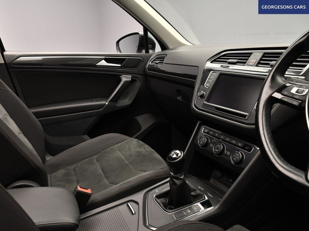 Used Volkswagen Tiguan 2017 for sale - 77110343: Photo 24