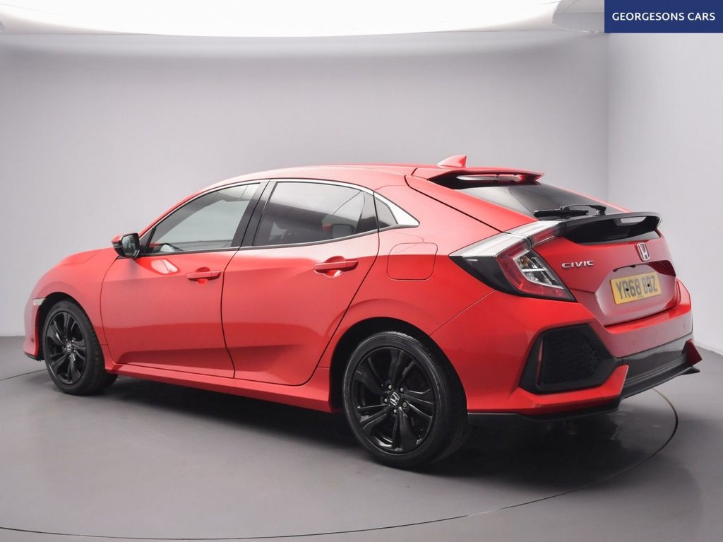 Used Honda Civic 2018 for sale - 77088953: Photo 2