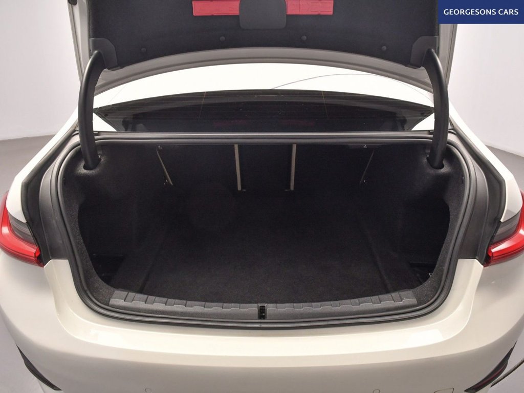 Used BMW 3 Series 2020 for sale - 76642103: Photo 9