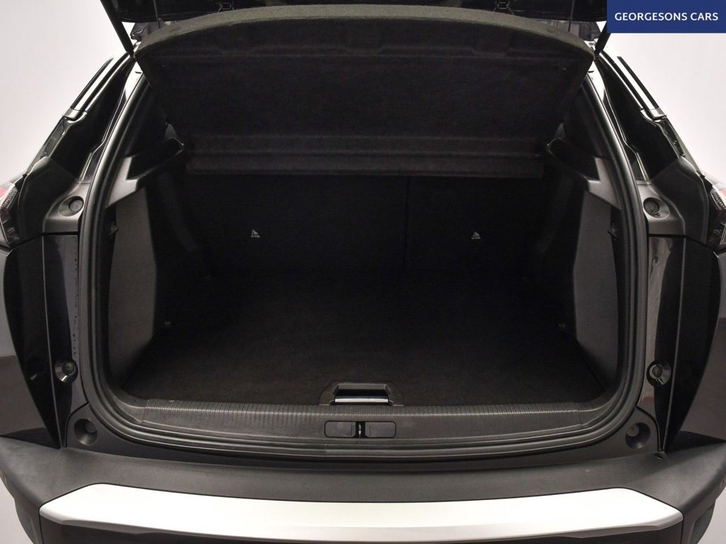 Used Peugeot 2008 2021 for sale - 77038029: Photo 9