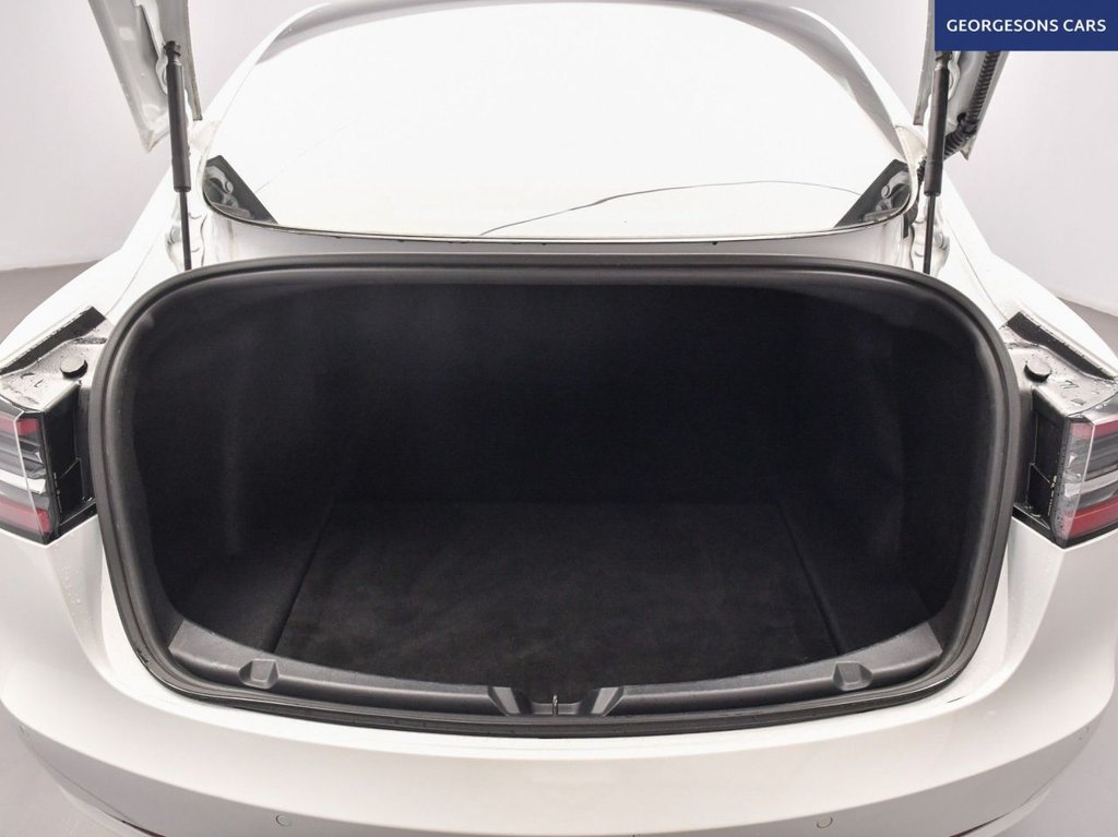 Used Tesla Model 3 2020 for sale - 76323201: Photo 9