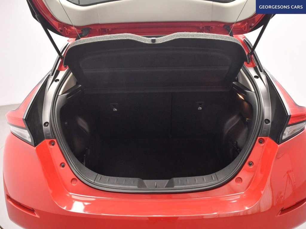 Used Nissan Leaf 2022 for sale - 76496169: Photo 9