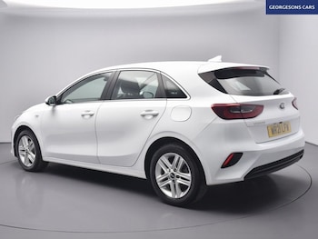 Used Kia Ceed 2021 for sale - 77341570: Photo