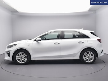 Used Kia Ceed 2021 for sale - 77341570: Photo