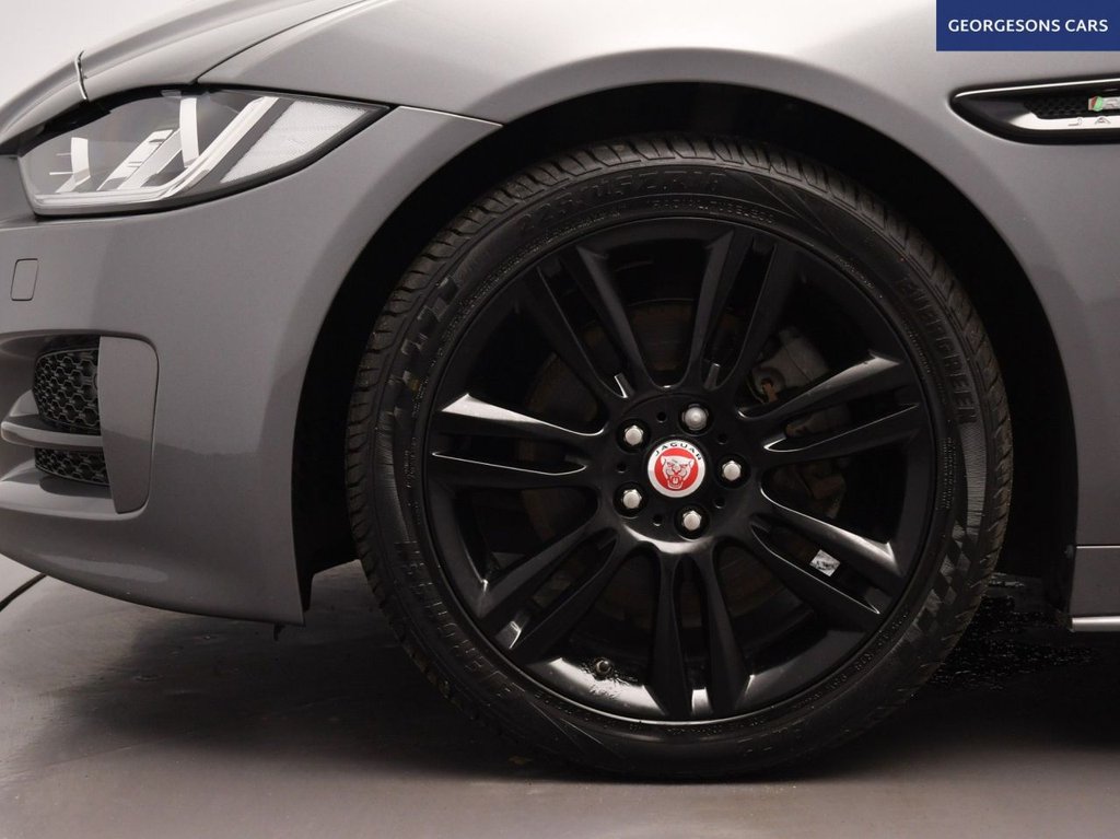 Used Jaguar XE 2017 for sale - 76973354: Photo 10