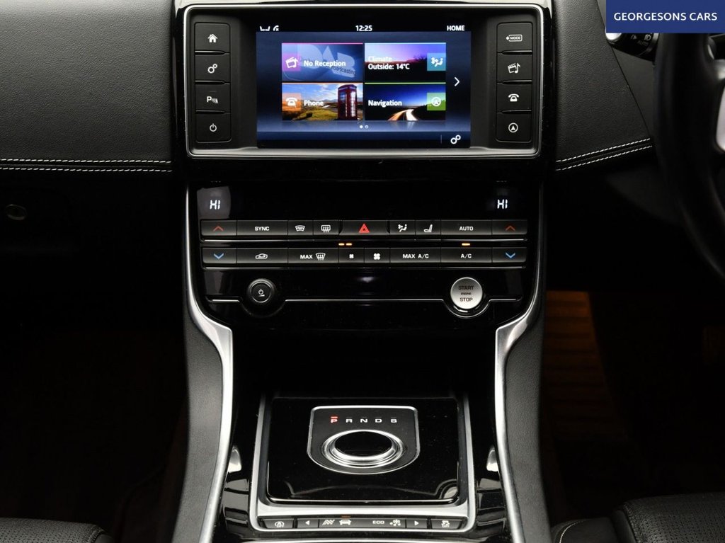 Used Jaguar XE 2017 for sale - 76973354: Photo 21