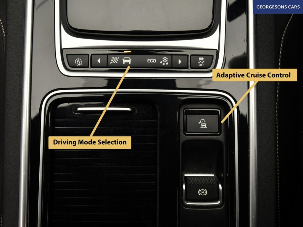 Used Jaguar XE 2017 for sale - 76973354: Photo 25