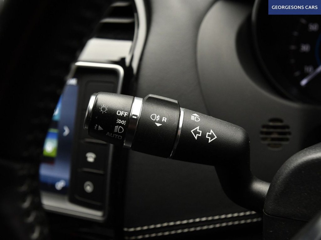 Used Jaguar XE 2017 for sale - 76973354: Photo 30