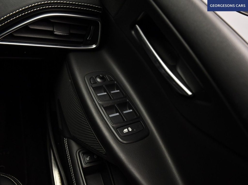 Used Jaguar XE 2017 for sale - 76973354: Photo 33