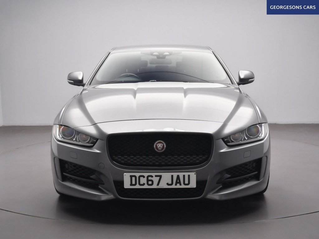 Used Jaguar XE 2017 for sale - 76973354: Photo 4