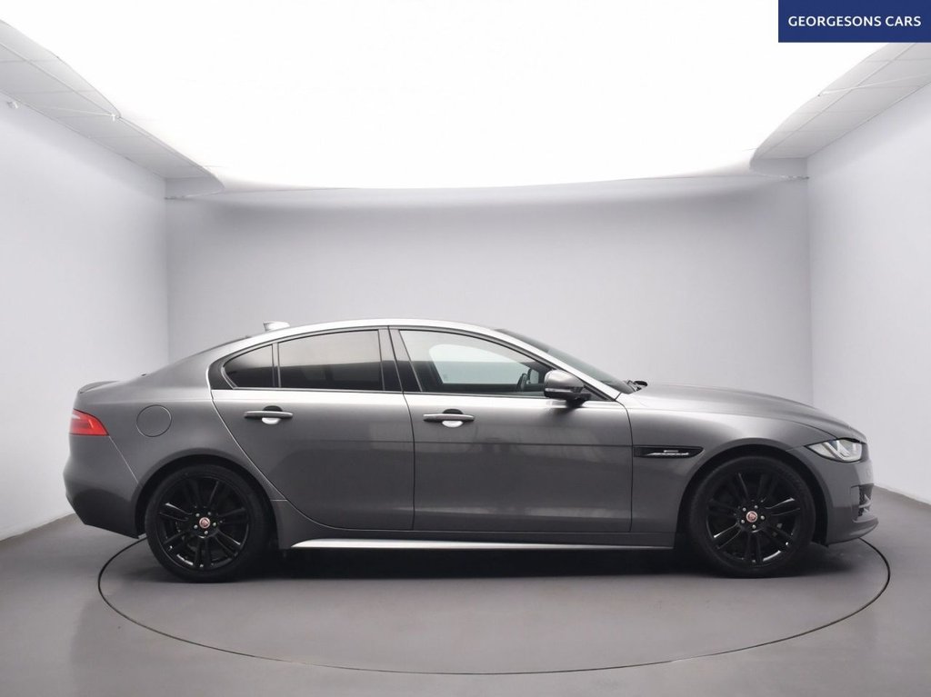 Used Jaguar XE 2017 for sale - 76973354: Photo 6