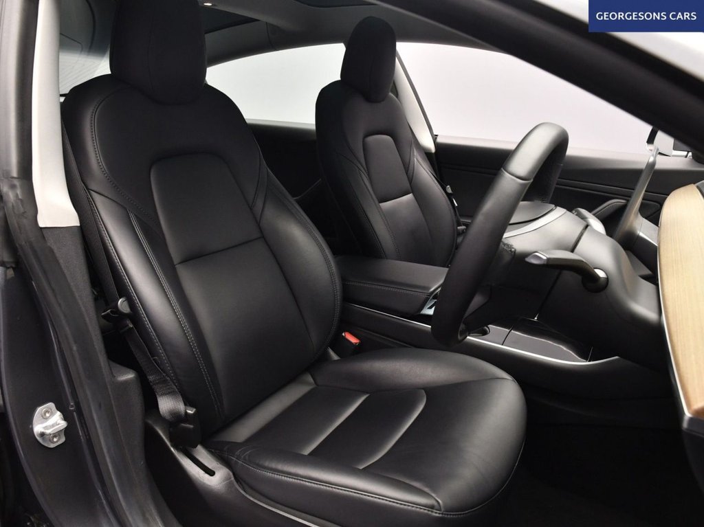 Used Tesla Model 3 2019 for sale - 76345352: Photo 14