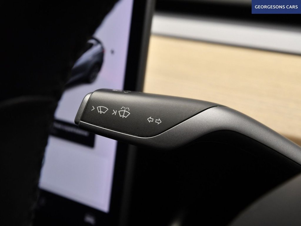 Used Tesla Model 3 2019 for sale - 76345352: Photo 35