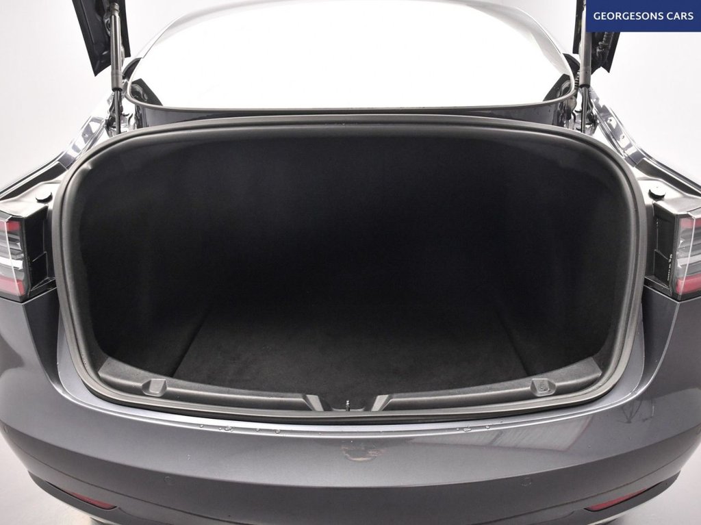 Used Tesla Model 3 2019 for sale - 76345352: Photo 9
