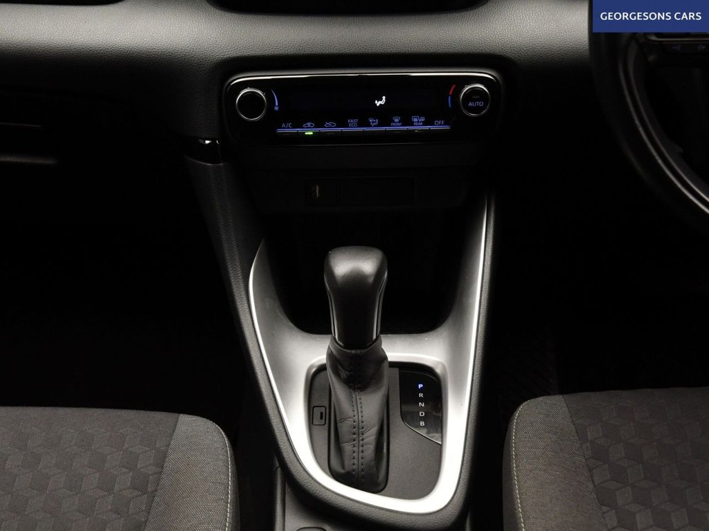 Used Toyota Yaris 2022 for sale - 77133090: Photo 21