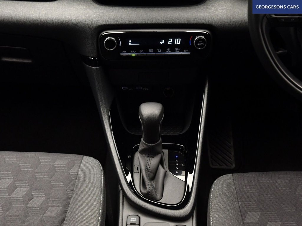 Used Toyota Yaris 2024 for sale - 77463710: Photo 21