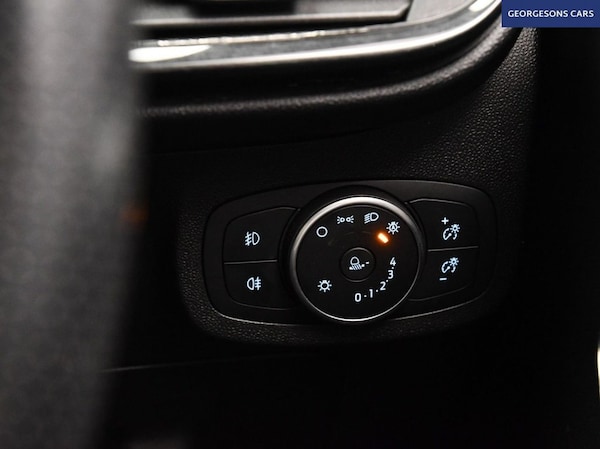 Used Ford Fiesta 2018 for sale - 76279390: Photo 35