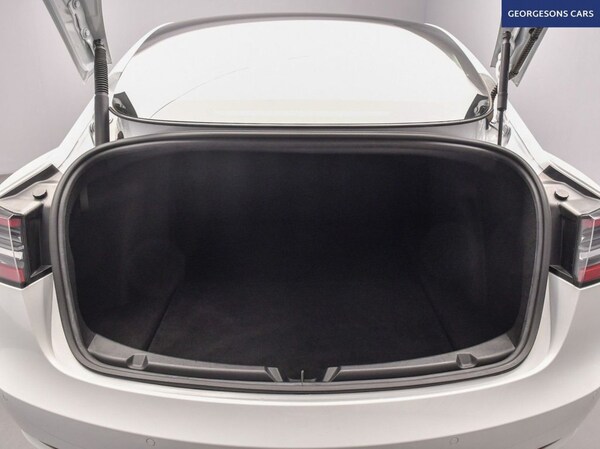 Used Tesla Model 3 2021 for sale - 76223192: Photo 9