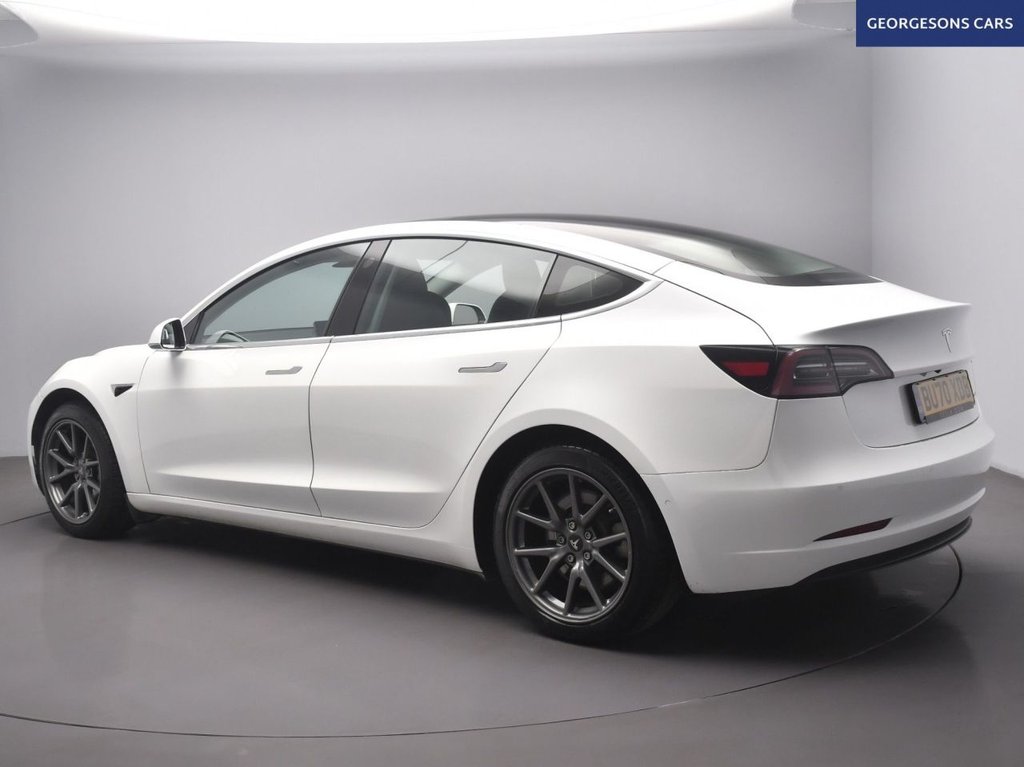 Used Tesla Model 3 2020 for sale - 76569894: Photo 2