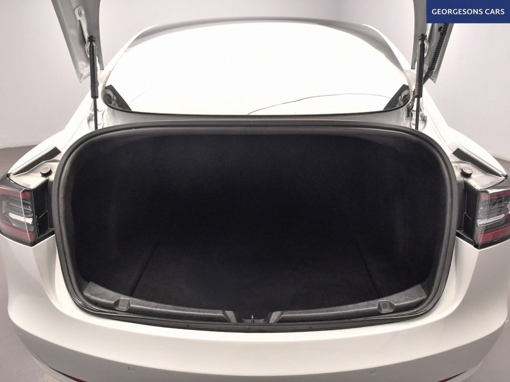 Used Tesla Model 3 2020 for sale - 76569894: Photo 9