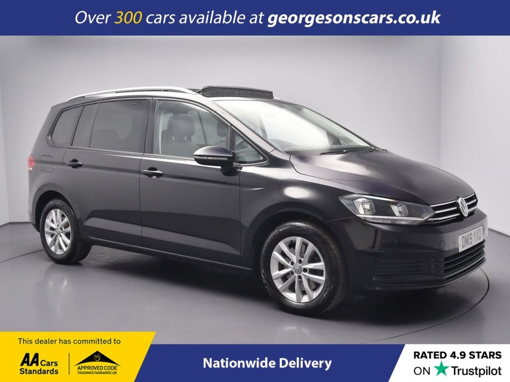 Used Volkswagen Touran 2019 for sale - 77327808: Photo 1