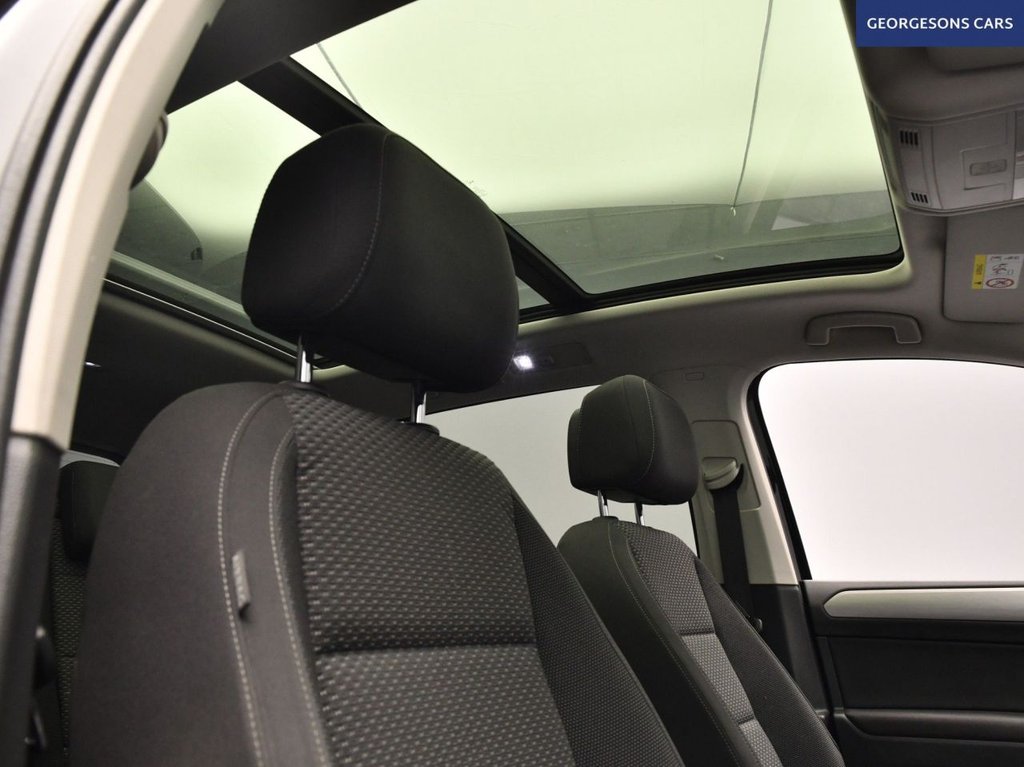 Used Volkswagen Touran 2019 for sale - 77327808: Photo 17