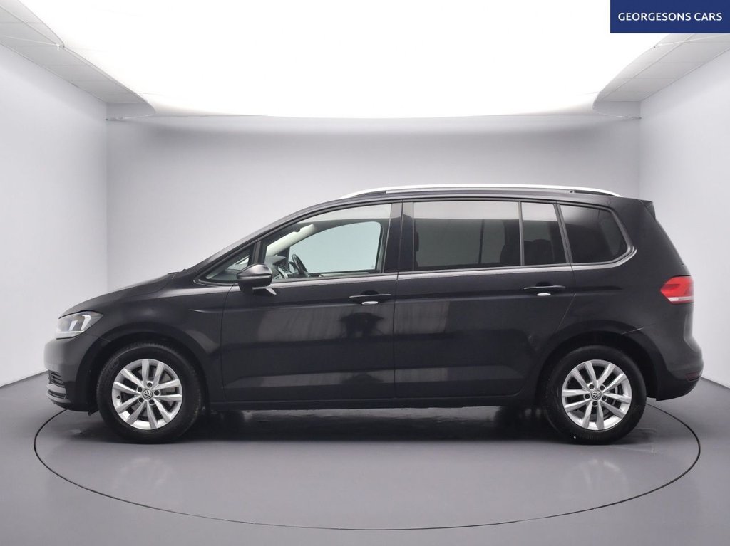 Used Volkswagen Touran 2019 for sale - 77327808: Photo 3