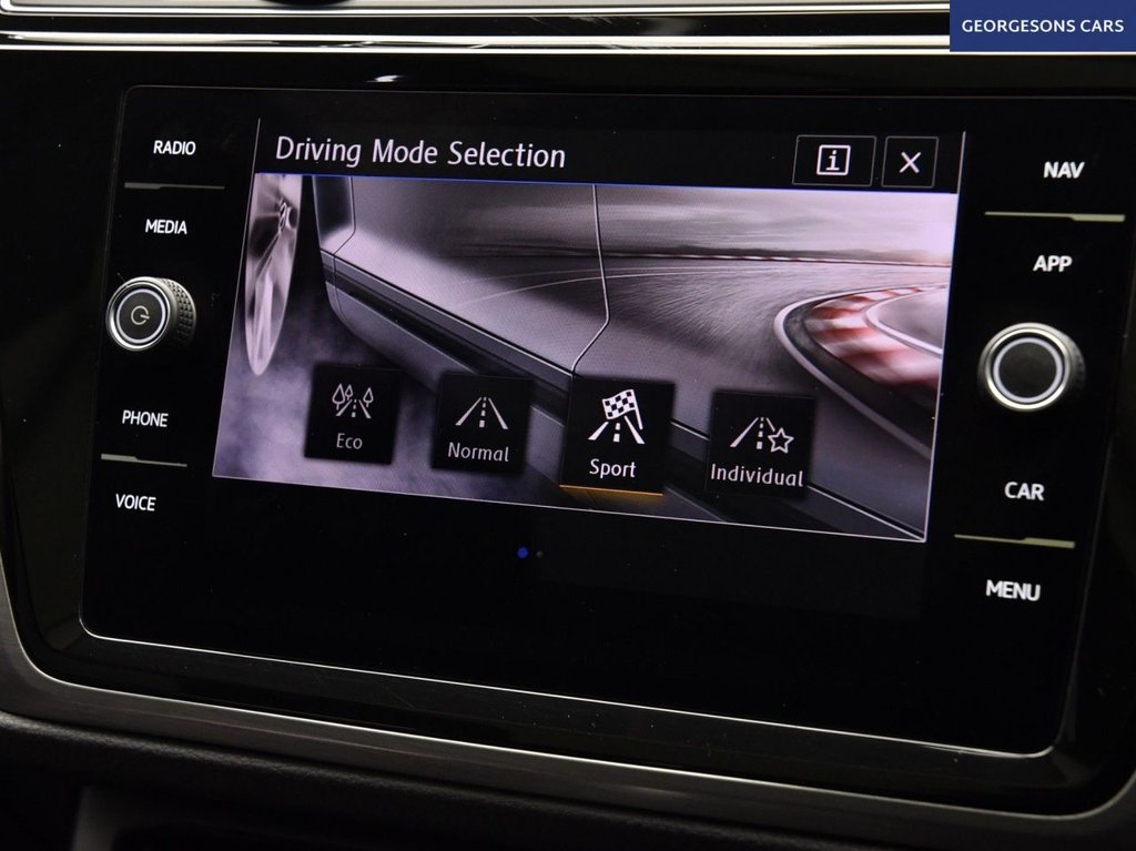 Used Volkswagen Touran 2019 for sale - 77327808: Photo 36