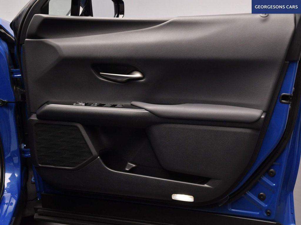 Used Lexus UX 2020 for sale - 76710729: Photo 18