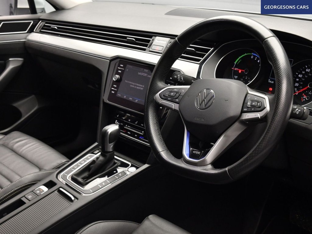 Used Volkswagen Passat 2021 for sale - 76840819: Photo 13