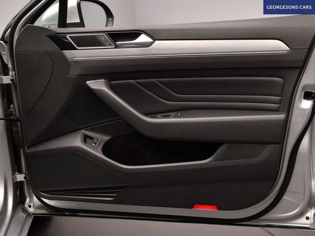 Used Volkswagen Passat 2021 for sale - 76840819: Photo 19