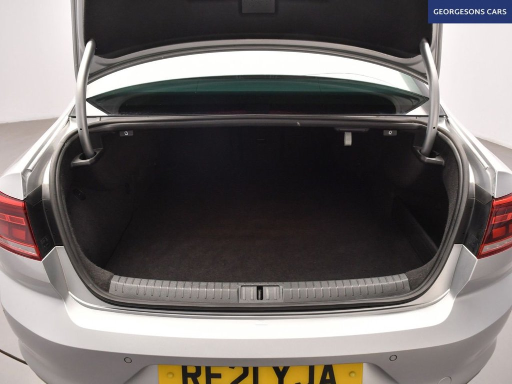 Used Volkswagen Passat 2021 for sale - 76840819: Photo 9