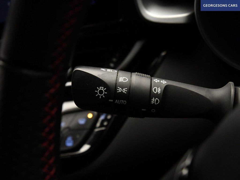 Used Toyota C-HR 2023 for sale - 78021982: Photo 32