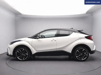 Used Toyota C-HR 2023 for sale - 78021982: Photo