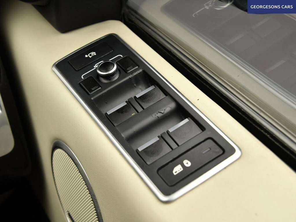 Used Land Rover Range Rover 2017 for sale - 76973302: Photo 31