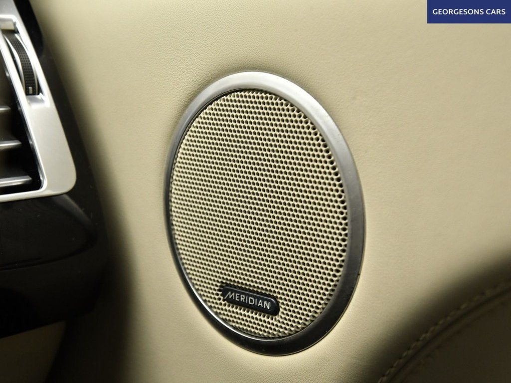 Used Land Rover Range Rover 2017 for sale - 76973302: Photo 32