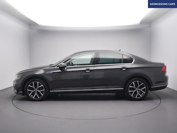 Used Volkswagen Passat 2021 for sale - 78017025: Photo