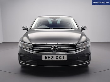 Used Volkswagen Passat 2021 for sale - 78017025: Photo