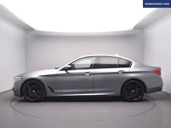 Used BMW 5 Series 2018 for sale - 79072118: Photo