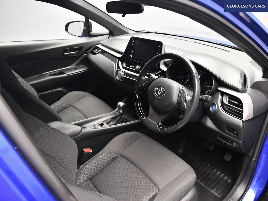 Used Toyota C-HR 2022 for sale - 76654531: Photo 10