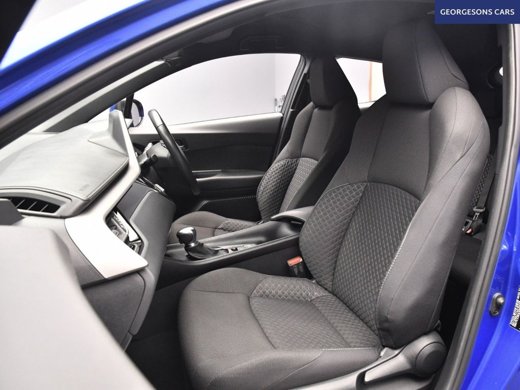 Used Toyota C-HR 2022 for sale - 76654531: Photo 13